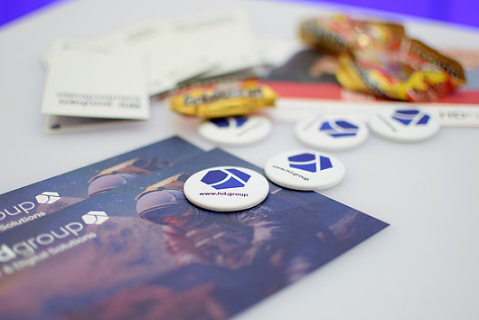 Nahaufnahme von Event-Giveaways.